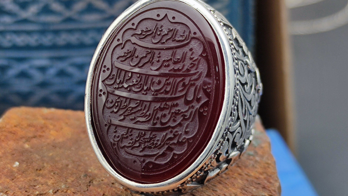 Akik Taşının üzerine Fatiha Suresi 925 Ayar Gümüş Erkek Yüzüğü