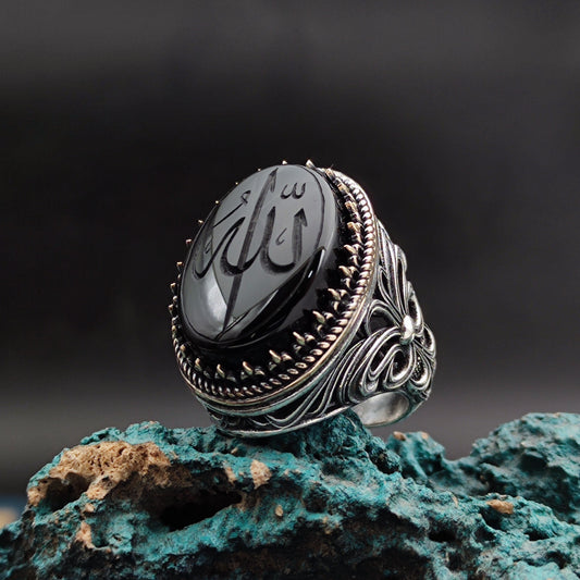 Orjinal Onix Taşı üzerine Allah cc. Lafzı El Oyması, 925 Ayar Gümüş Erkek Yüzük